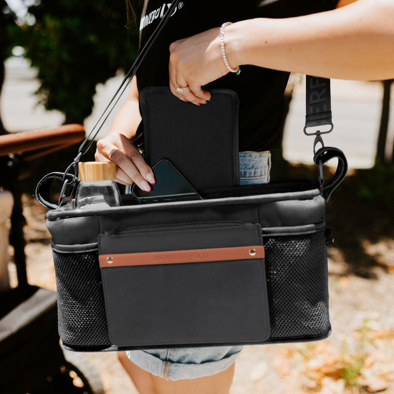 4-Seater / Volcanic Black